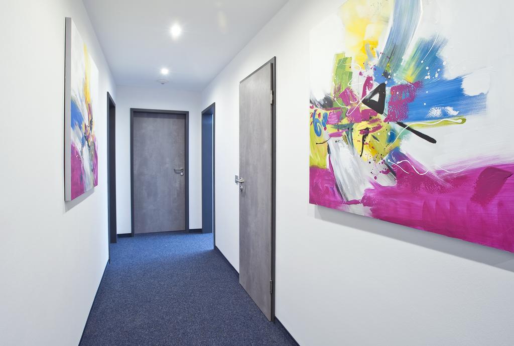 Hotel Kaeferstein Garni Нюрнберг Екстериор снимка